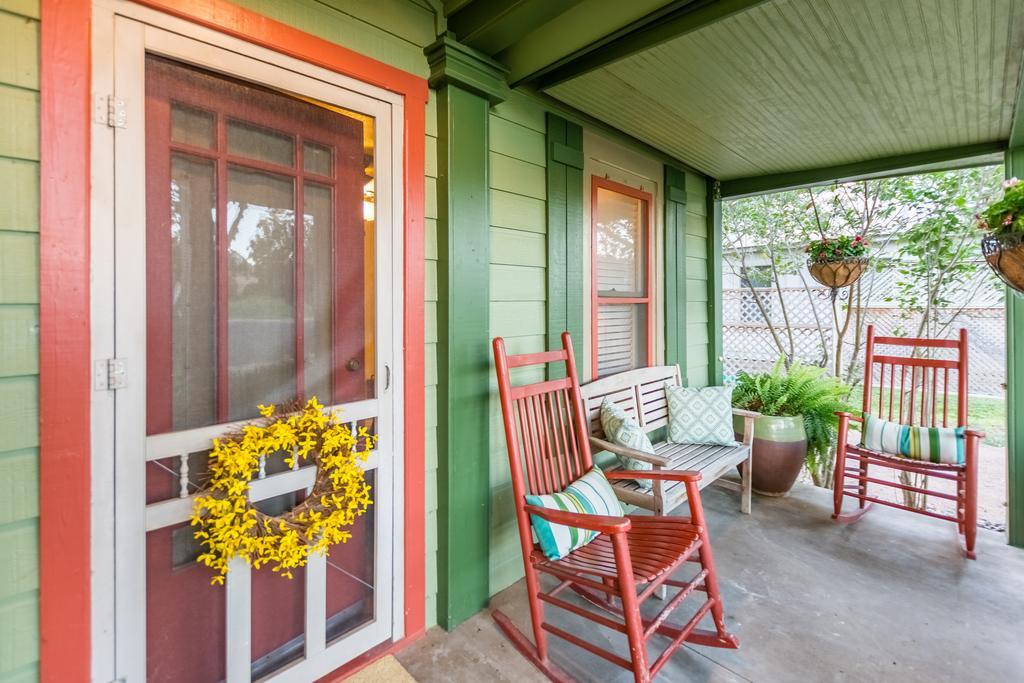 Agape Front Cottage Fredericksburg Exterior foto